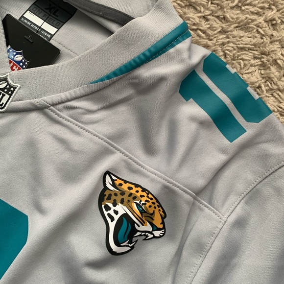 Trevor Lawrence Jersey - Picture 4 of 12